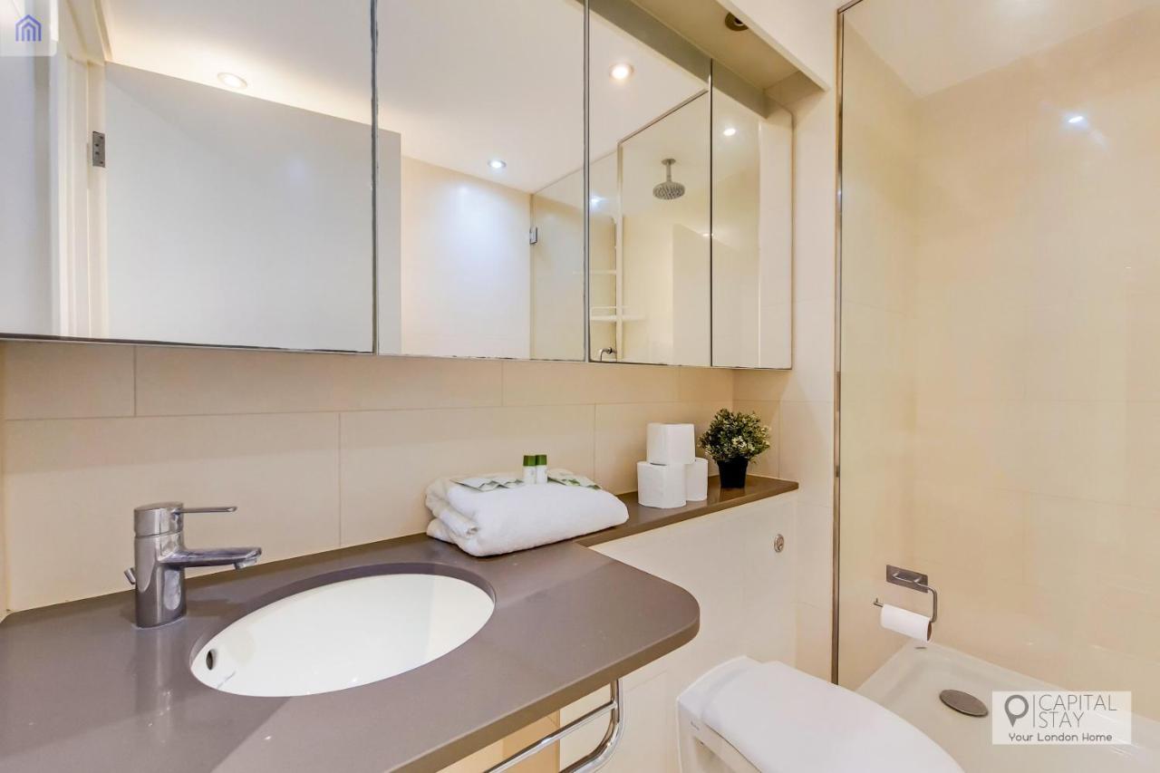Two Bedroom Apartment - London Excel Stays Екстер'єр фото