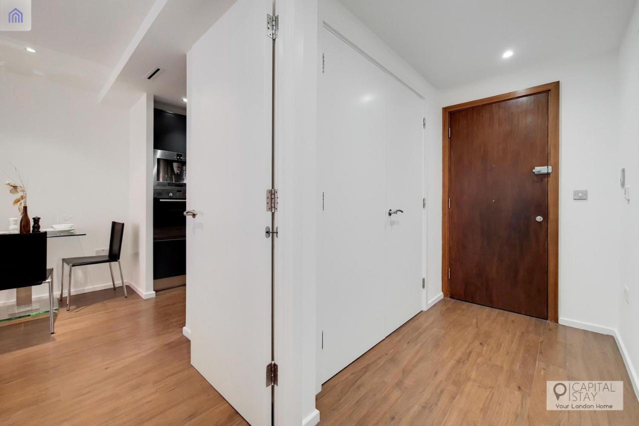 Two Bedroom Apartment - London Excel Stays Екстер'єр фото