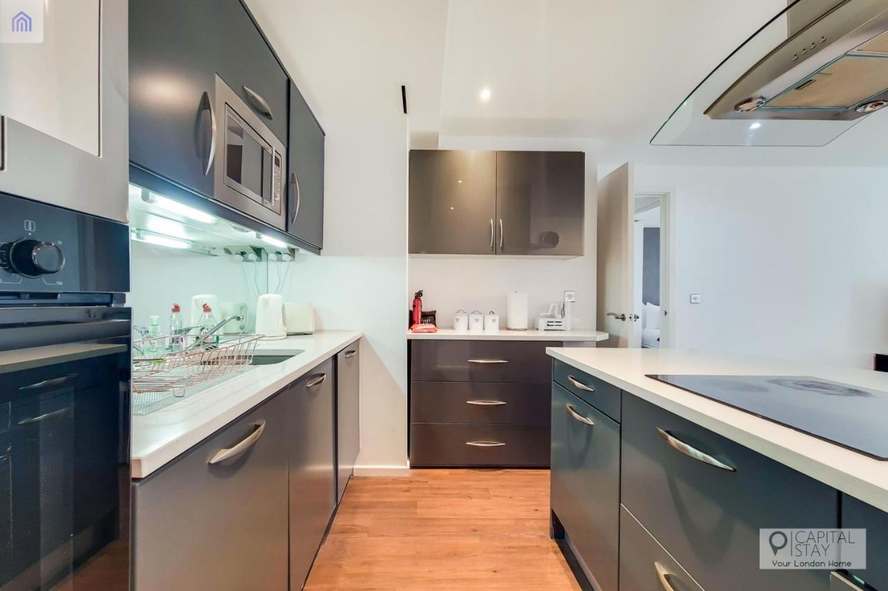 Two Bedroom Apartment - London Excel Stays Екстер'єр фото