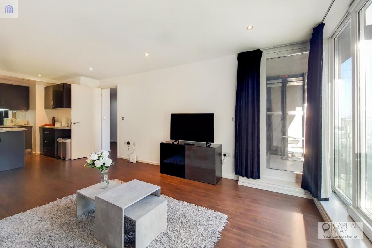 Two Bedroom Apartment - London Excel Stays Екстер'єр фото